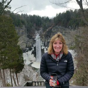 Meet your Posher, Angela