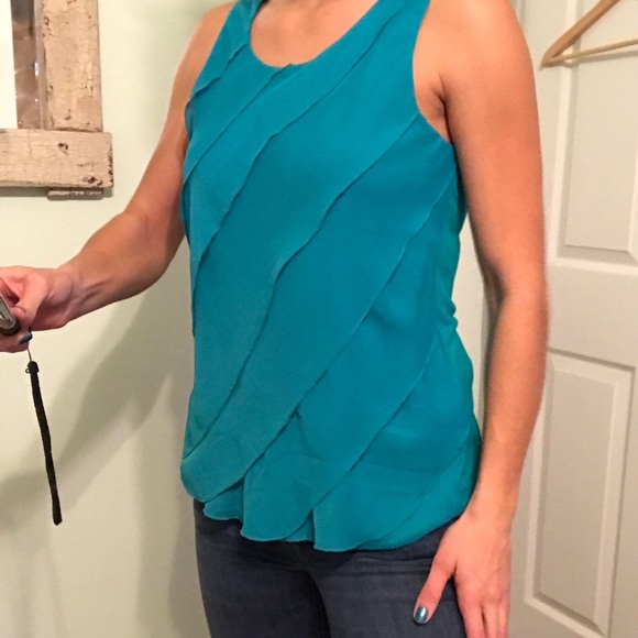 New Euro Turquoise Top with Wave Design