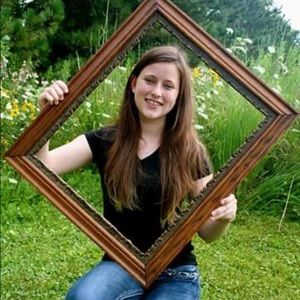 Meet your Posher, Caroline