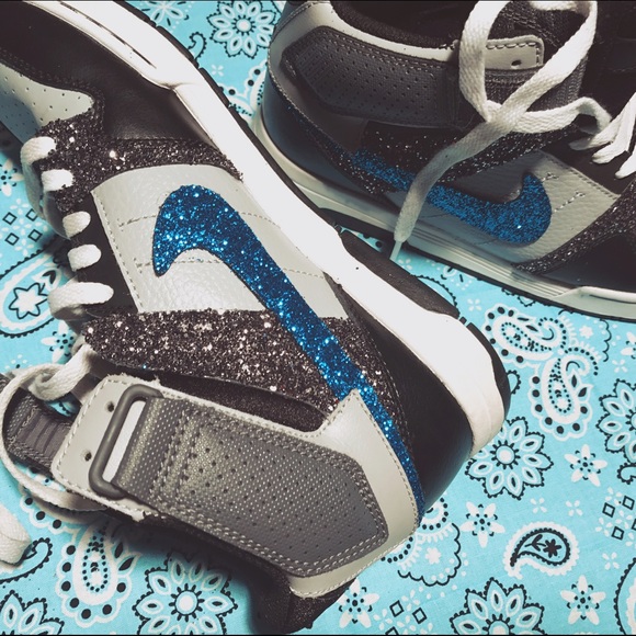 ✨👟 Custom ✨ BLING ✨ sparkle Nike Air sneakers - Picture 2 of 3