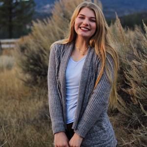 Meet your Posher, Kyla