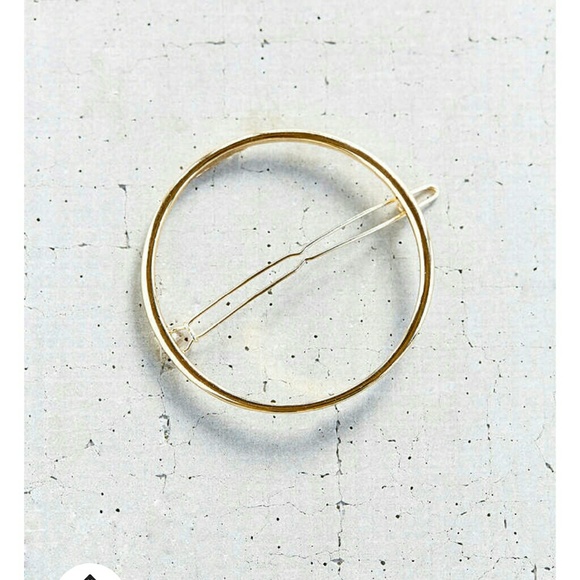 Silver Circle hair clip - Picture 3 of 4