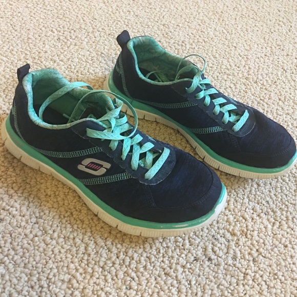 Women's Skechers Shoes