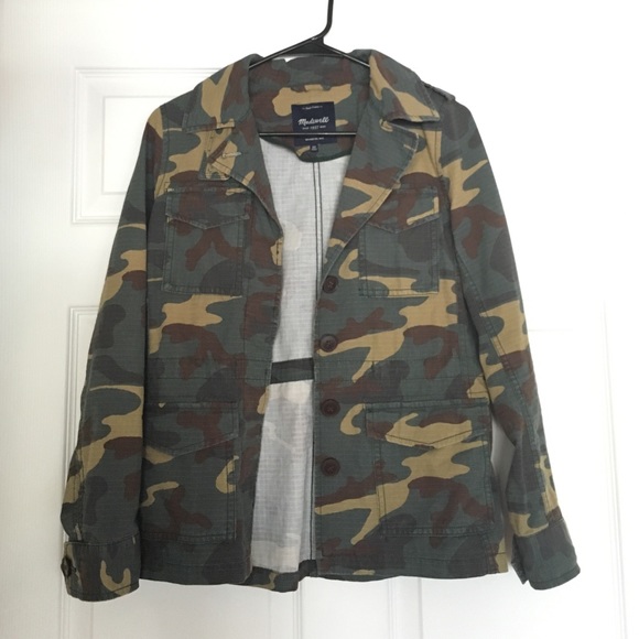 Madewell camo jacket/outerwear