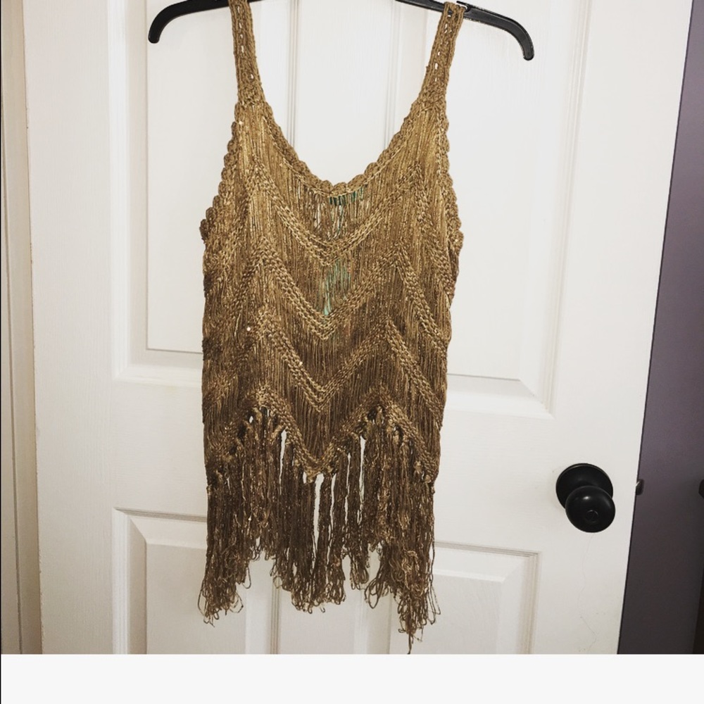 ✨STUNNING gold tank😍