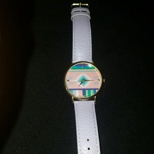 Leather band fashion watch!
