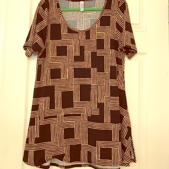 LuLaRoe Perfect Tee!