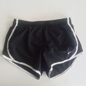 NIKE Shorts (Kids)
