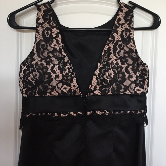 Girl's Formal Dress - Picture 3 of 4