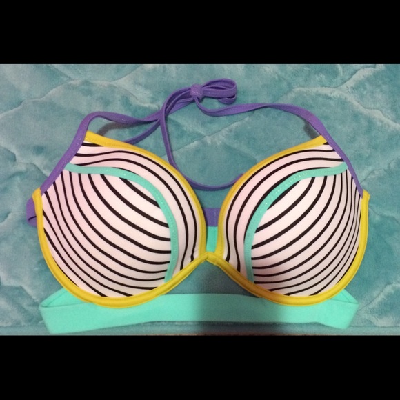 Victoria's Secret Bikini / Hottie Halter / Push Up
