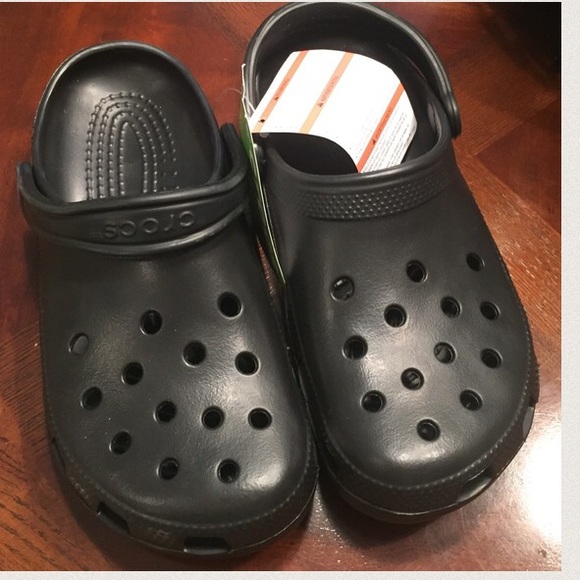 Black crocs Sz8