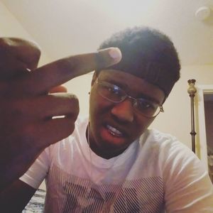 Meet your Posher, Dee