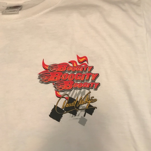 EXTREMELY CLEAN NASCAR SHIRT