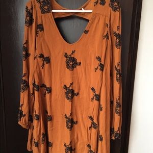 Free People Gorgeous crochet detail dress Small