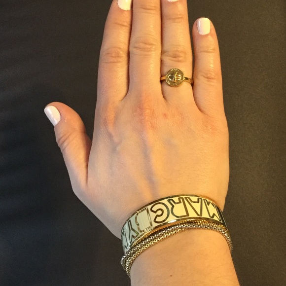 Marc Jacobs Gold Cuff Bangle - Picture 4 of 4