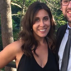 Meet your Posher, Dana