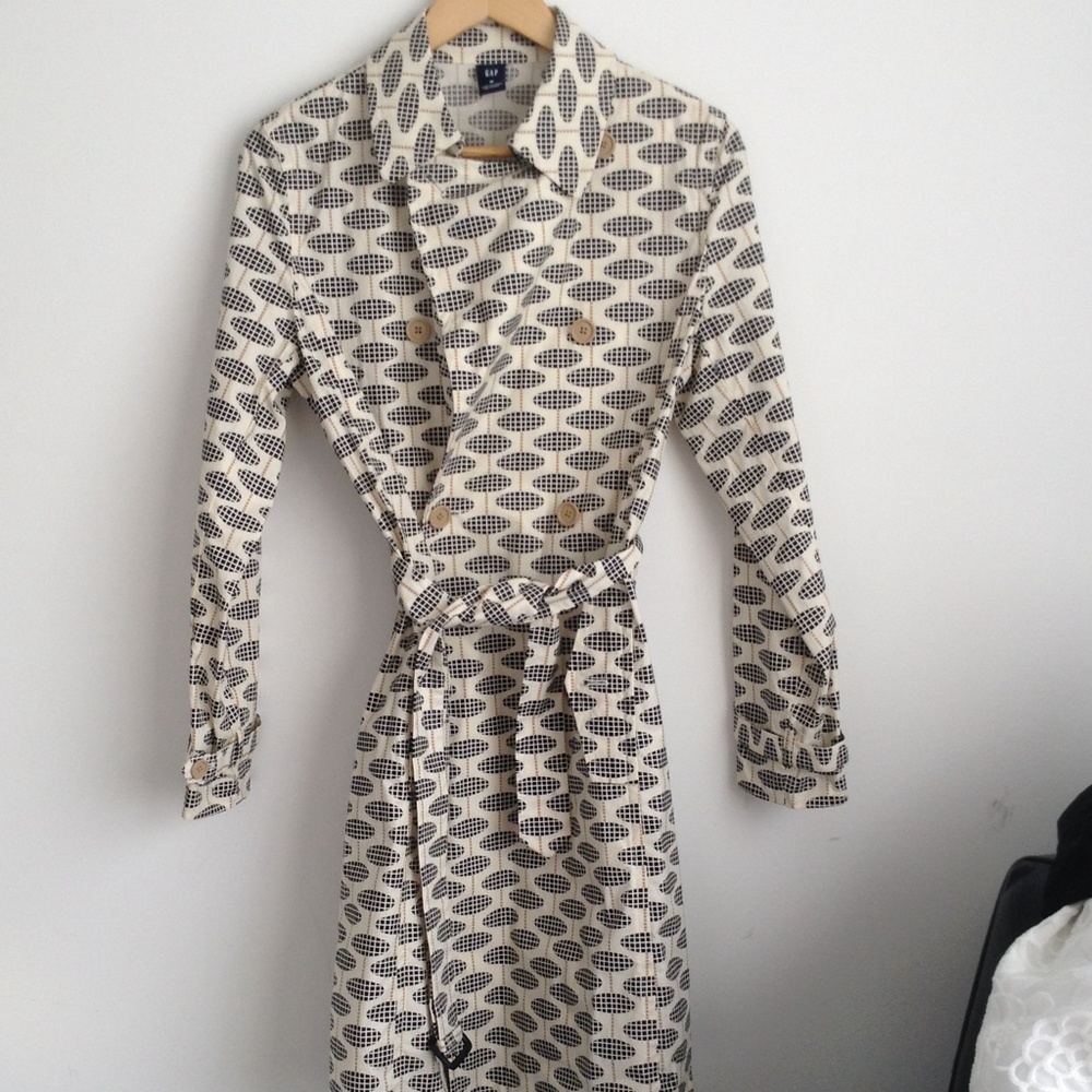 GAP Mod Trench, mid century fabric, size M