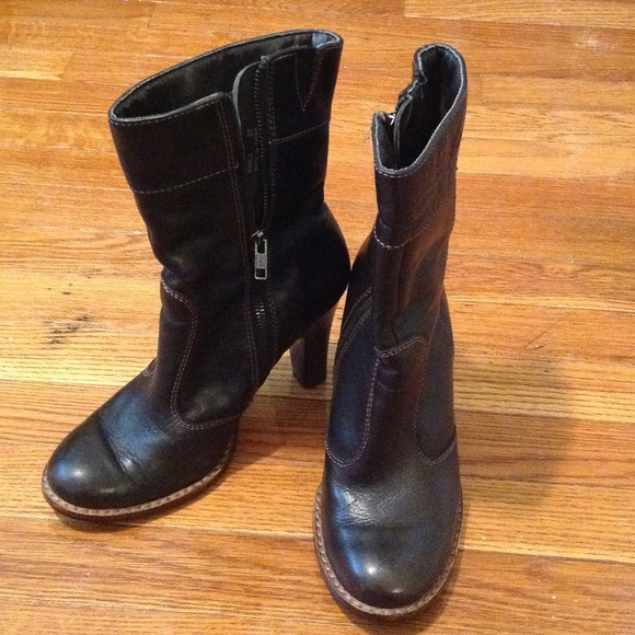 ALDO black women's size 7 boots