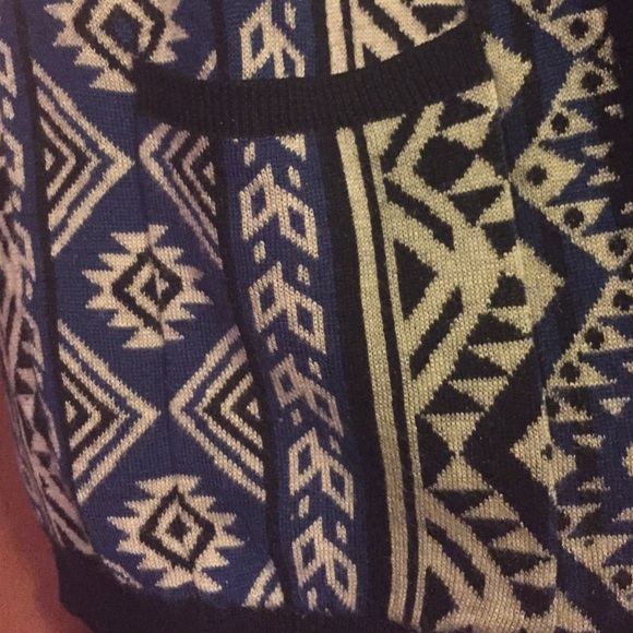Aztec Multi-Colored Cardigan - Picture 2 of 3