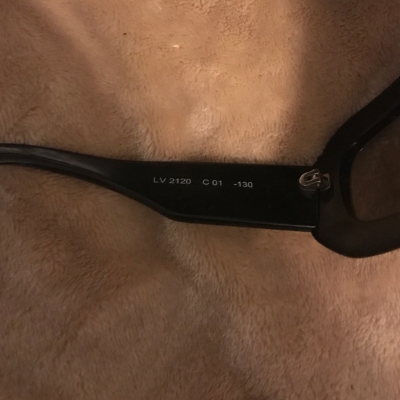 Lanvin gorgeous sunglasses! - Picture 4 of 4