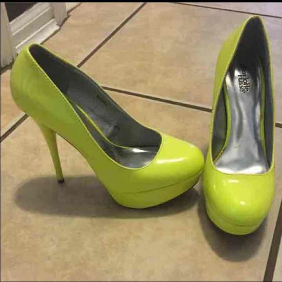 Neon pumps 8