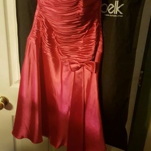 Size 8 hot pink dress.