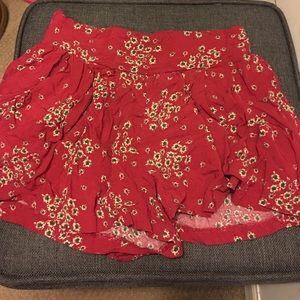 Red floral pocketed shorts