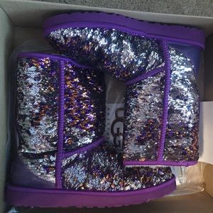 RARELY WORN SPARKLY UGGS