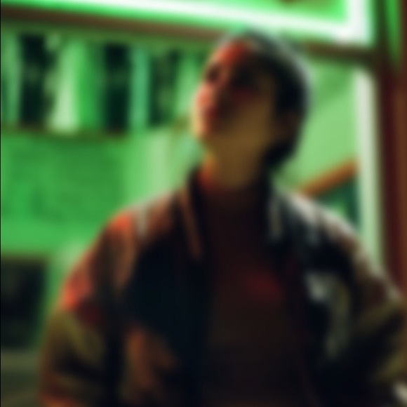 Meet your Posher, Giselle - Picture 1 of 1