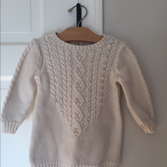 Baby Gap Sweater. EUC. Size 6-12 months.