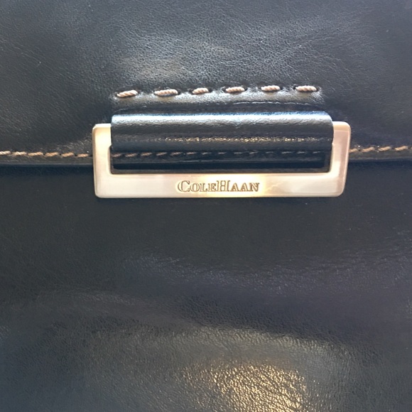 Purse - Picture 3 of 4