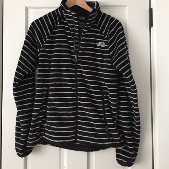 Super soft The North Face striped fleece.