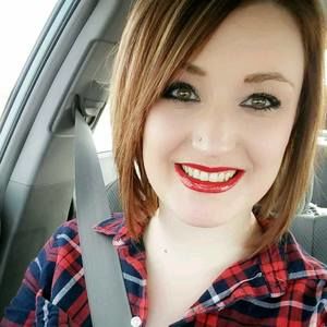 Meet your Posher, Holly