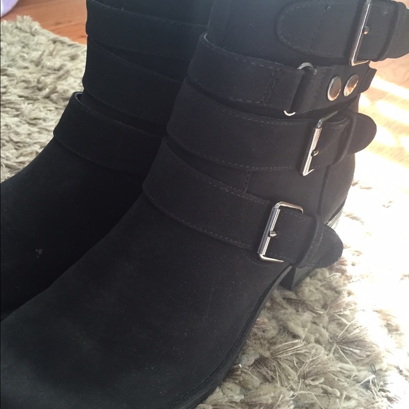 WHITE MOUNTAIN BOOTS