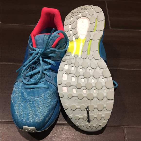 New Adidas Supernova Sequence 9 Running Shoes - Picture 3 of 3