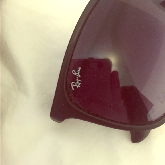 Black Ray-Ban Erika Sunglasses