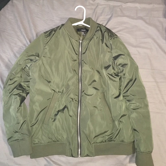 Green Bomber Jacket Size M - Picture 1 of 3