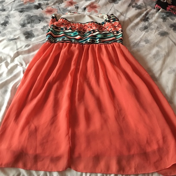 Dress - Picture 2 of 2