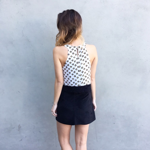 daisy lace trim top - Picture 3 of 4