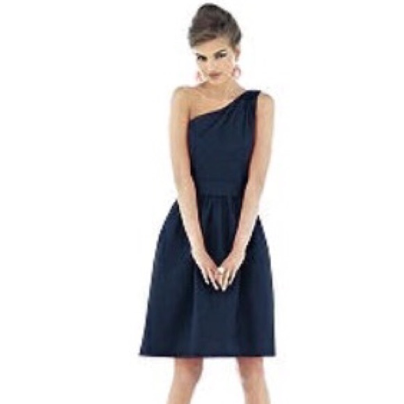 Alfred Sung NWT size 10