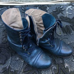 Troopa boots