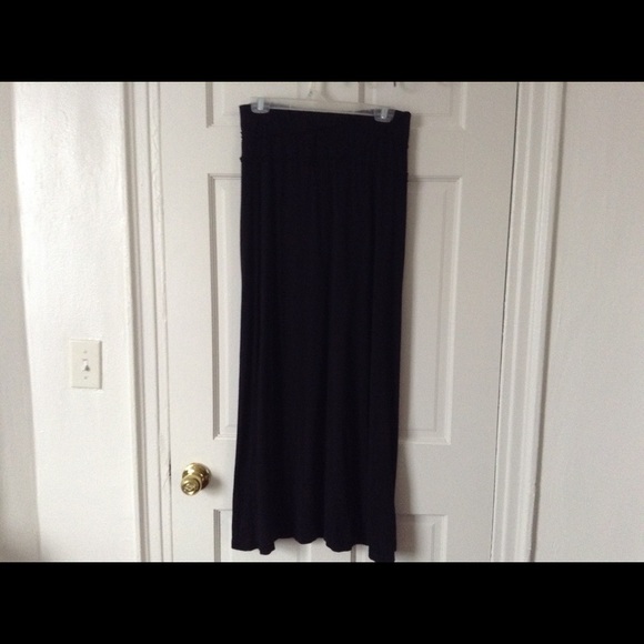 Woman's Maxi Skirt