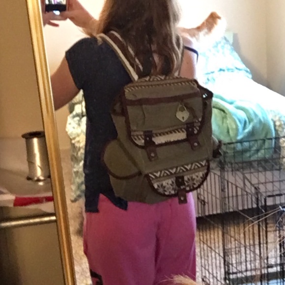 Backpack - Picture 3 of 3