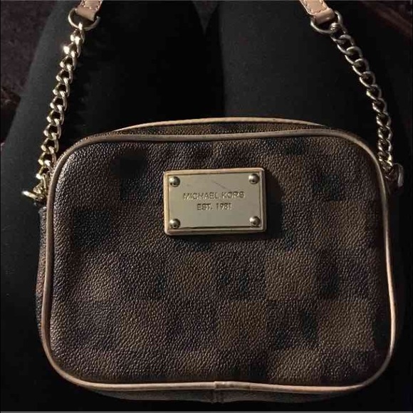 Authentic Michael kors satchel