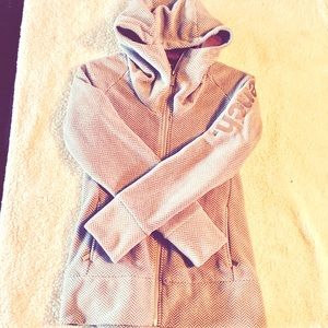 Bench Zip Up Hoodie sz. S
