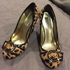 Steve Madden cheetah print wedge