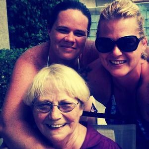 Meet your Posher, Holly