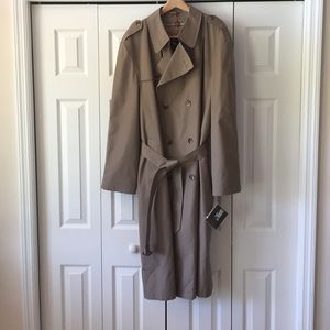 MEN'S HART SCHAFFNER & MARK TRENCH COAT "NEW"