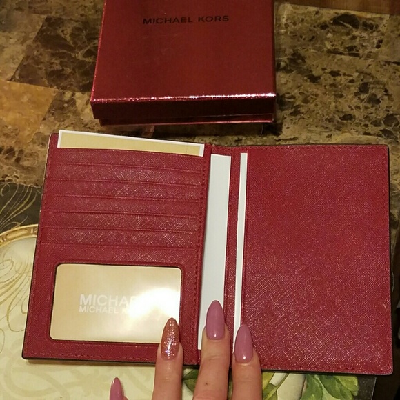 Sold Authentic Michael kors PASSPORT WALLET - Picture 2 of 4