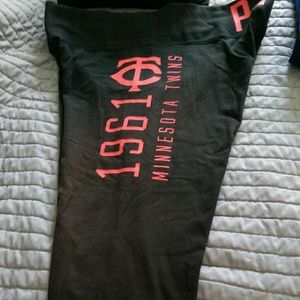 VS crop leggings. MN. Twins logo